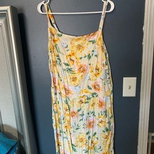 Old Navy Romper has pockets used 2 times